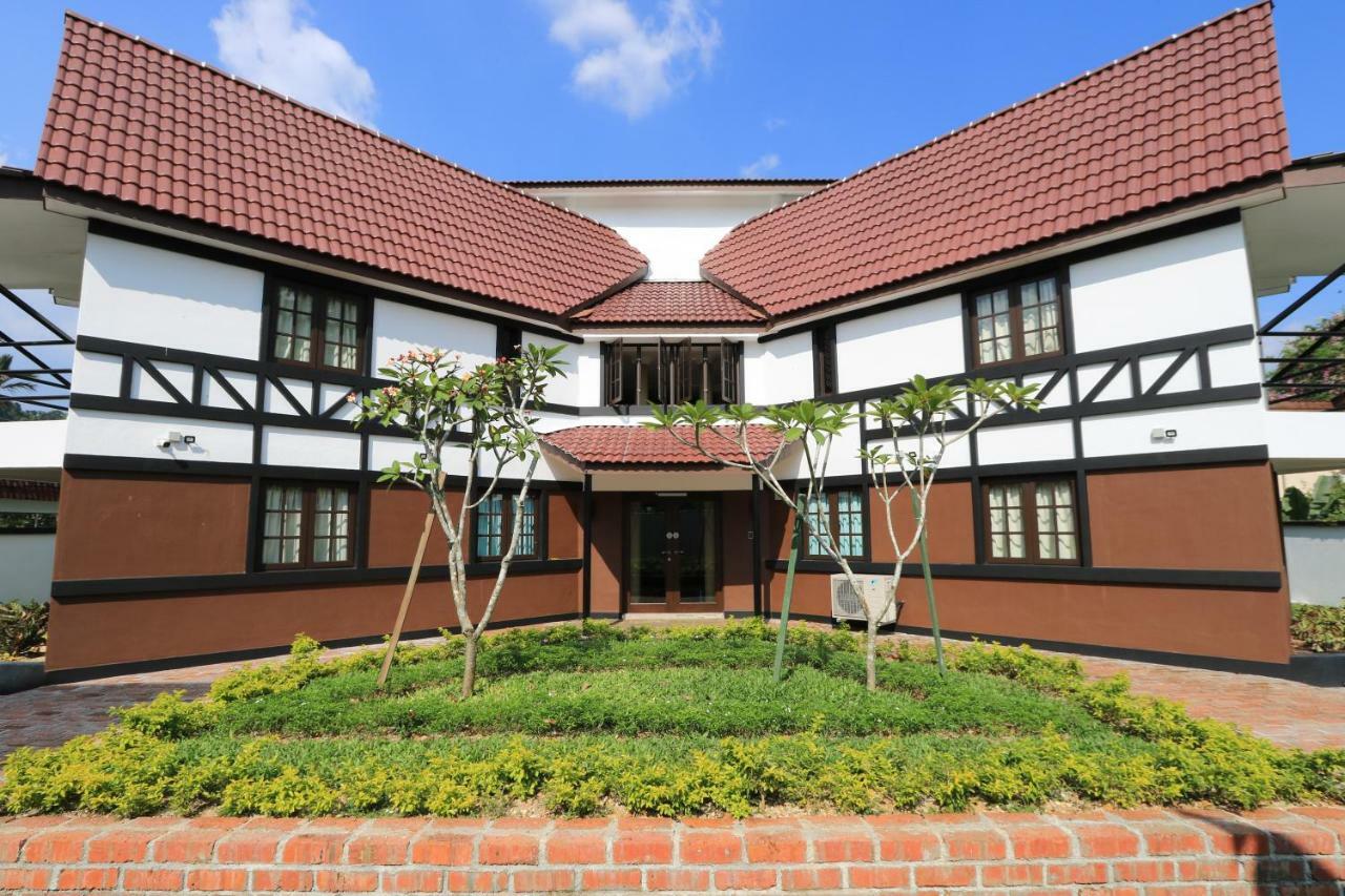 The Tudor 2*